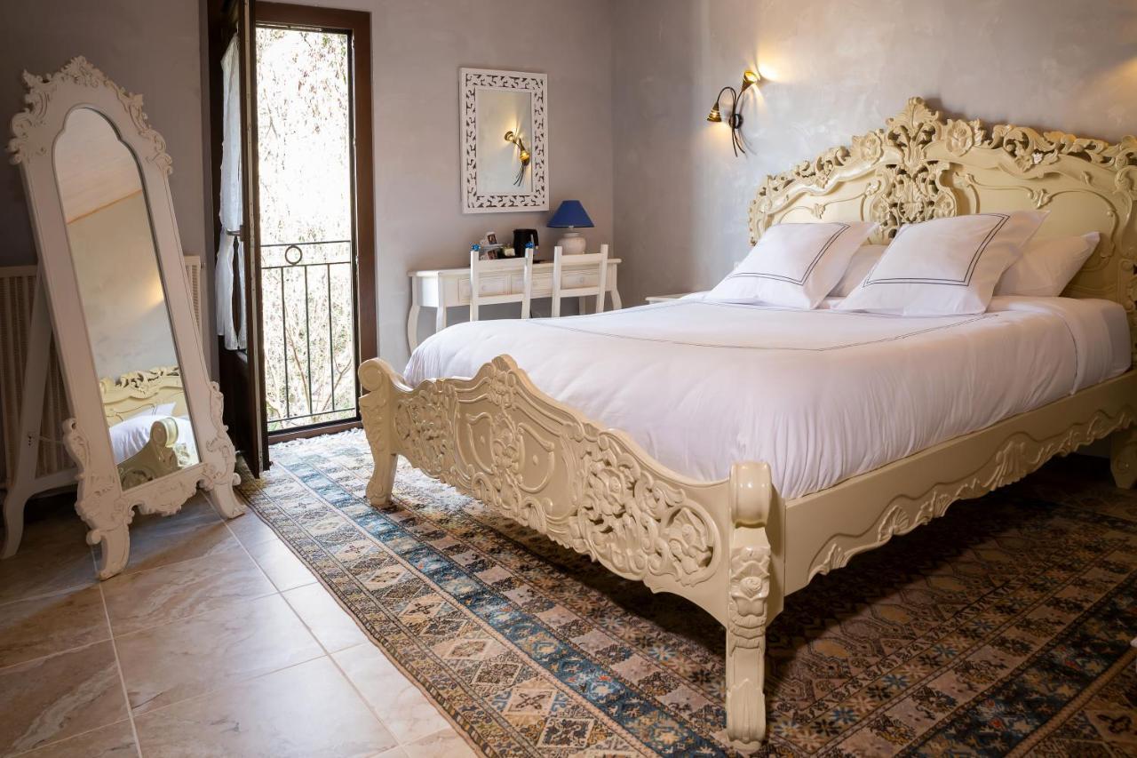 Bed and Breakfast Chambre D'Hotes Au Jardin Des Saveurs Cordes-sur-Ciel Exterior foto