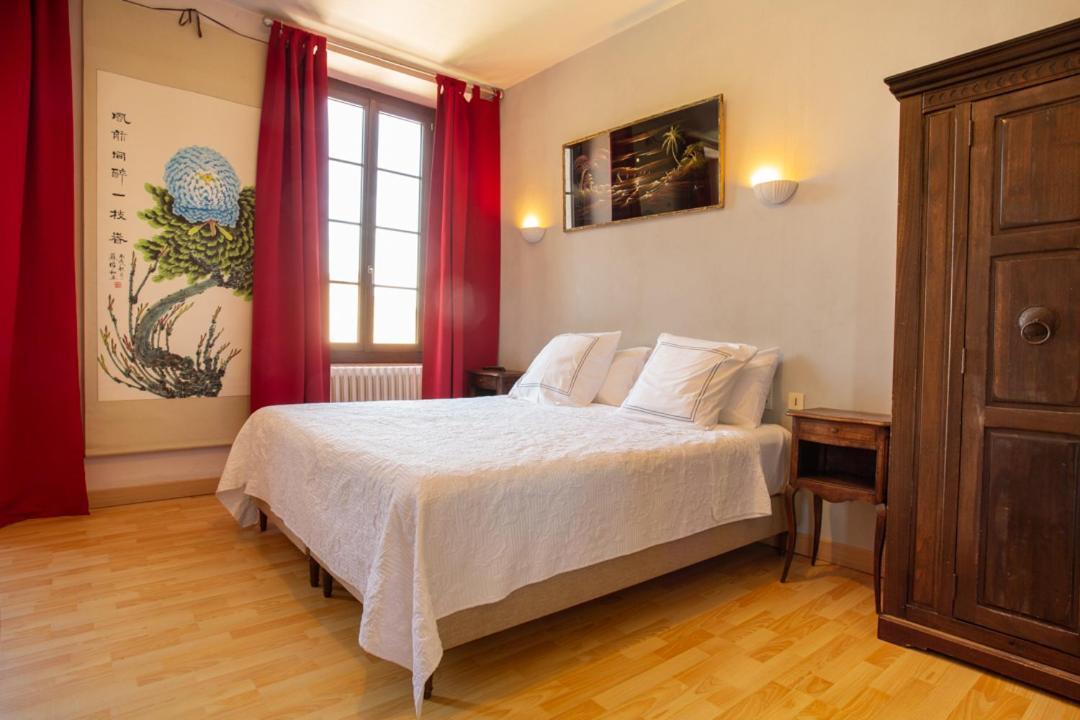 Bed and Breakfast Chambre D'Hotes Au Jardin Des Saveurs Cordes-sur-Ciel Exterior foto