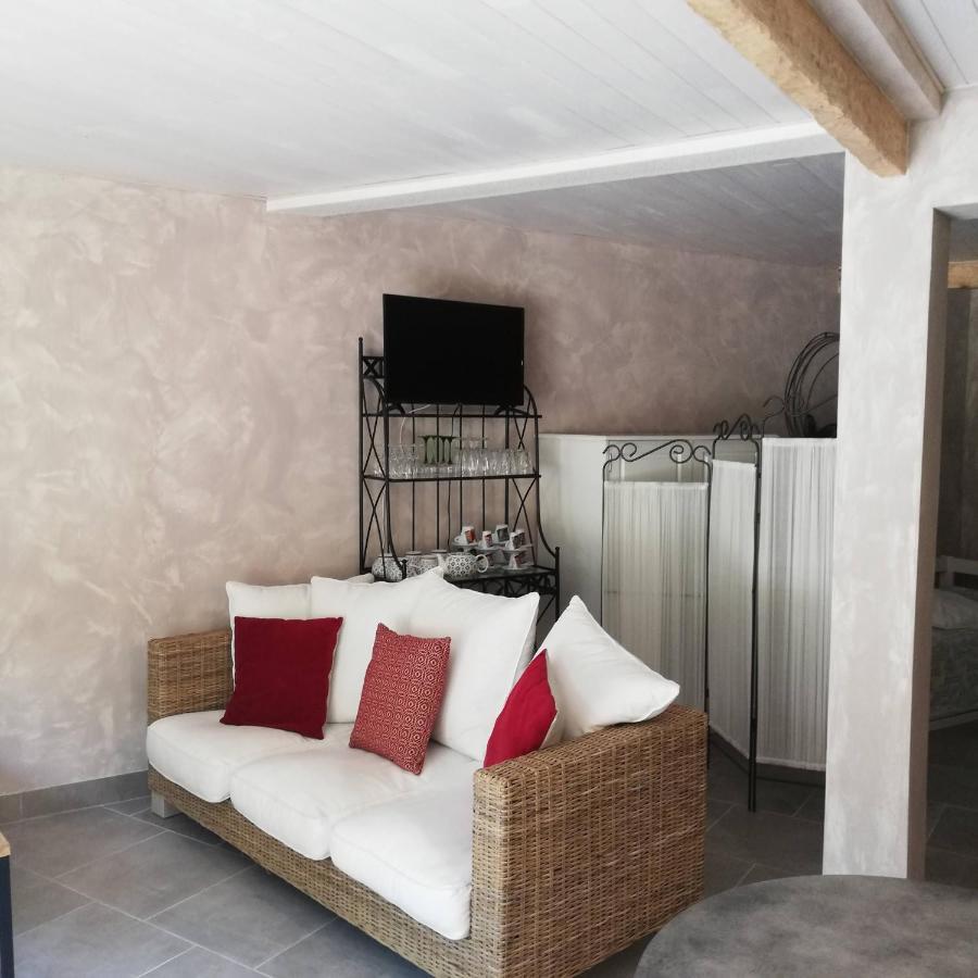 Bed and Breakfast Chambre D'Hotes Au Jardin Des Saveurs Cordes-sur-Ciel Exterior foto